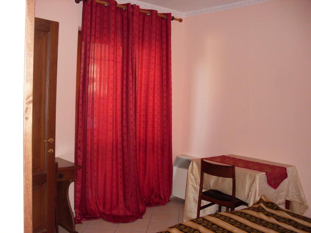 Il Rifugio Otel Celano Oda fotoğraf